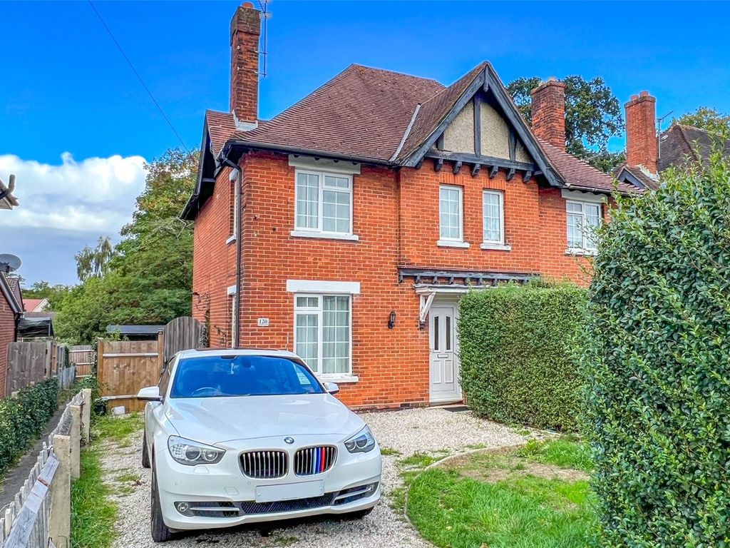 2 bed semidetached house for sale in Blackthorn Road, Southampton SO19