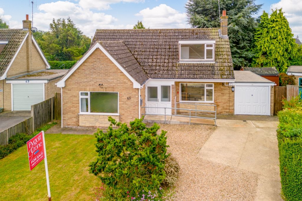 3 bed bungalow for sale in Langwith Gardens, Holbeach, Spalding PE12, £