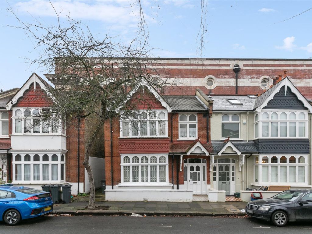 3 bed semidetached house for sale in Merton Avenue, London W4 Zoopla