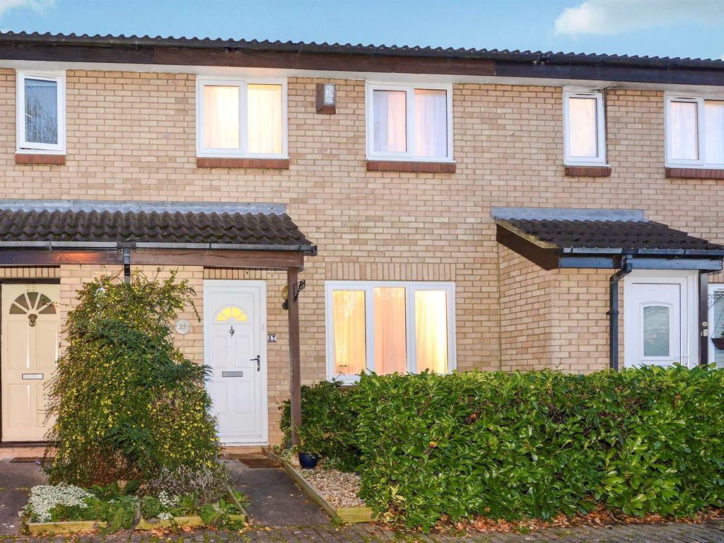 3 bed terraced house to rent in Pannier Place, Downs Barn, Milton