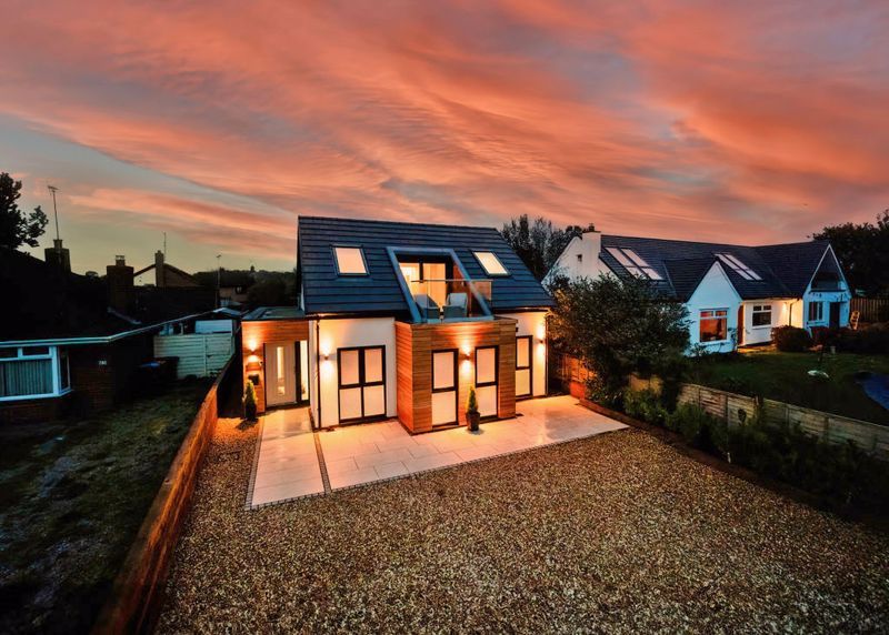 3 bed detached house for sale in Quayside, Little Neston, Cheshire CH64, £650,000 Zoopla