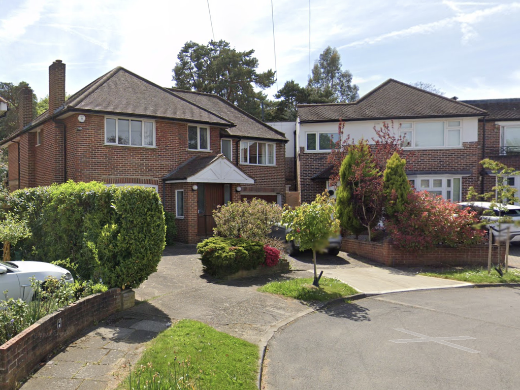 6 bed detached house for sale in Grasmere Avenue, London SW15 Zoopla