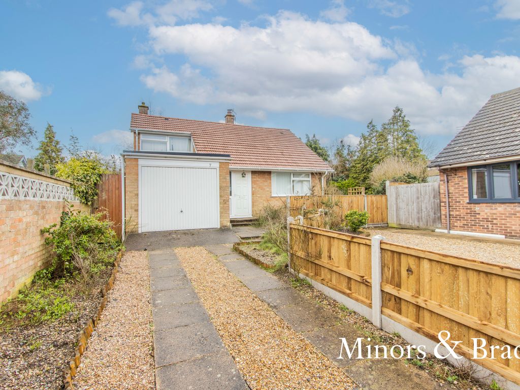 3 bed detached bungalow for sale in Meadow Rise Close, Norwich NR2 Zoopla