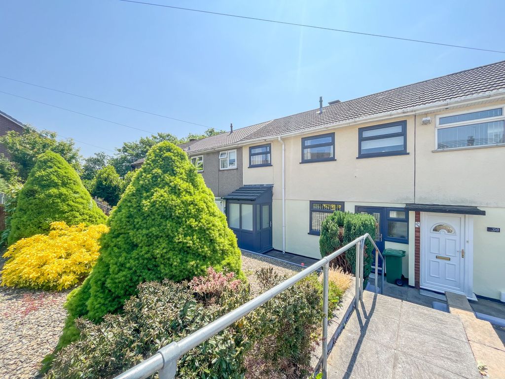 2 bed terraced house for sale in Manor Way, Risca NP11 Zoopla