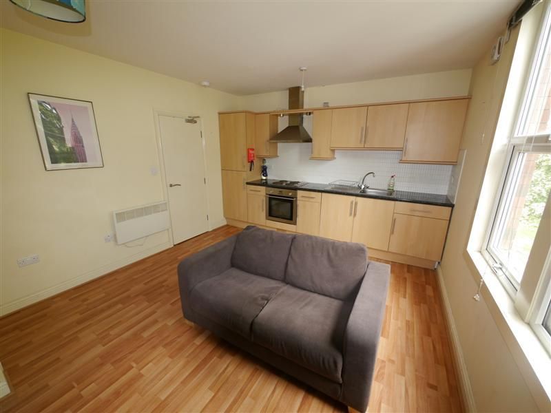 1 bed flat to rent in St. Ives Mount, Armley, Leeds LS12, £625 pcm Zoopla