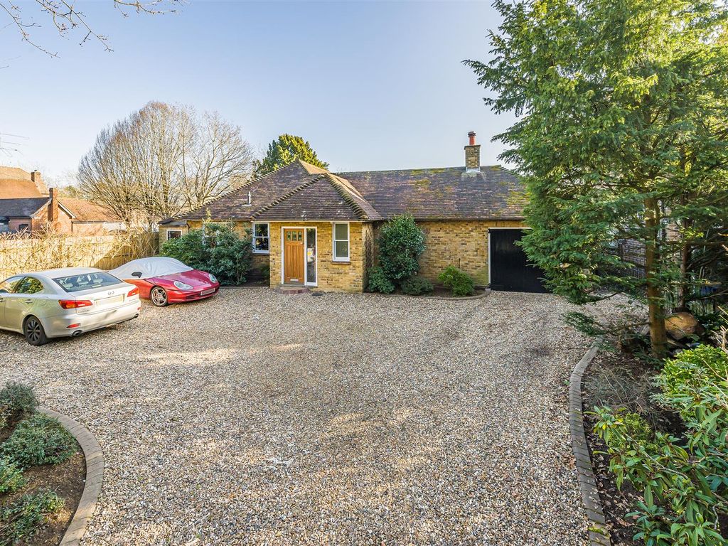 3 bed detached bungalow for sale in Woodham Lane, Woodham, Addlestone