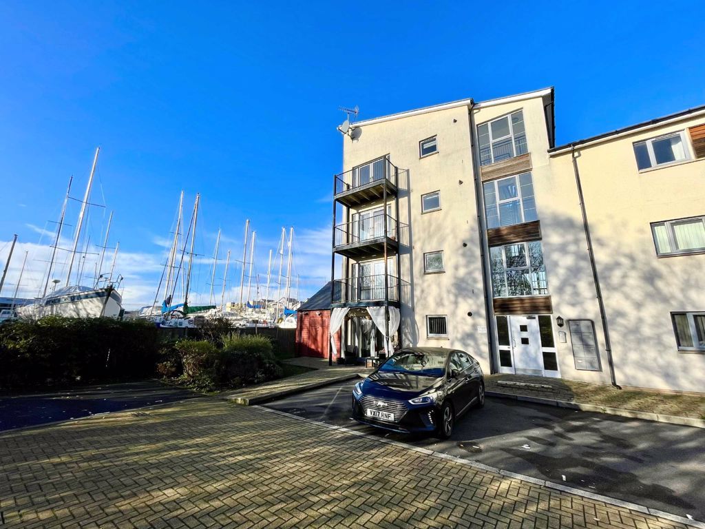 2 bed flat for sale in Navigators Court, Portishead, Bristol BS20 Zoopla
