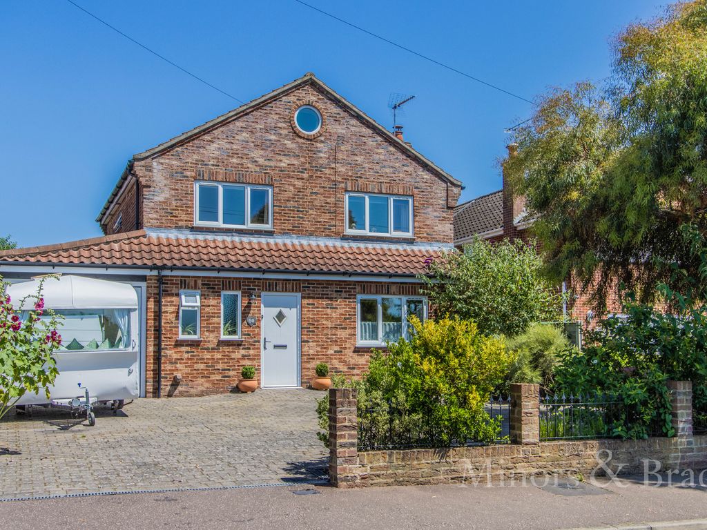 3 bed detached house for sale in Allens Lane, Sprowston, Norwich NR7