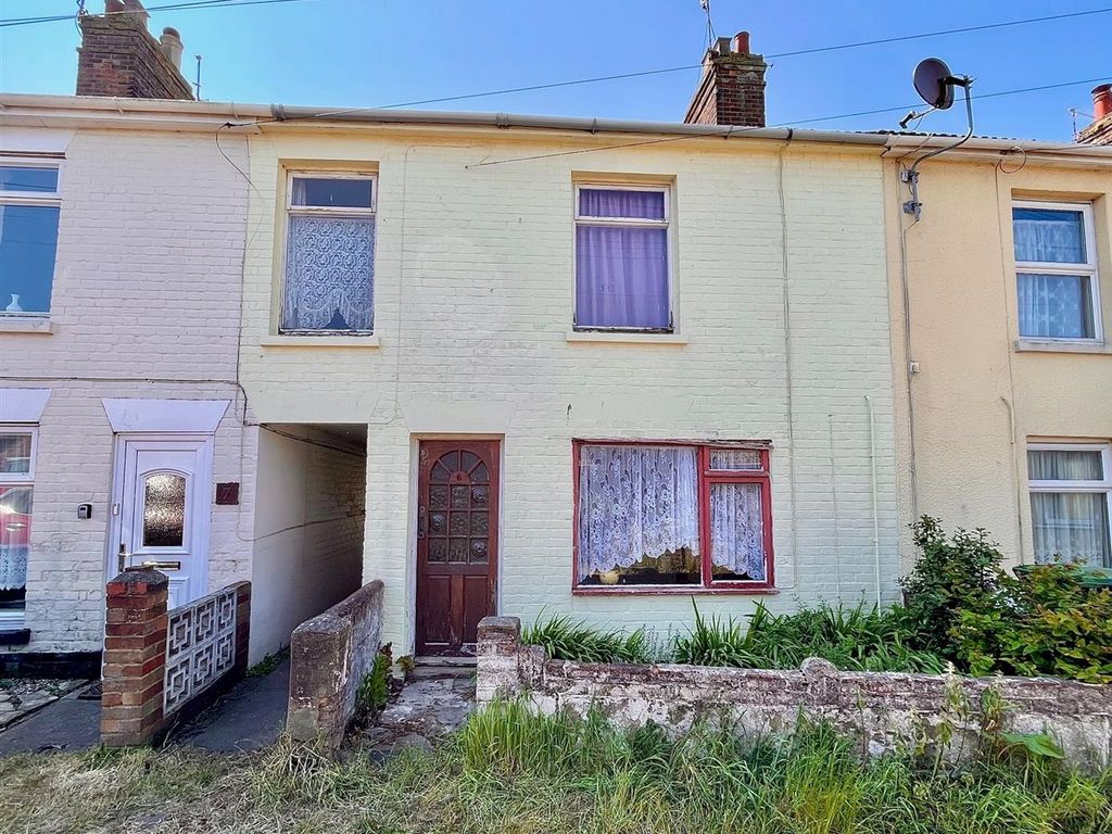 4 bed terraced house for sale in Jubilee Terrace, CaisterOnSea, Great