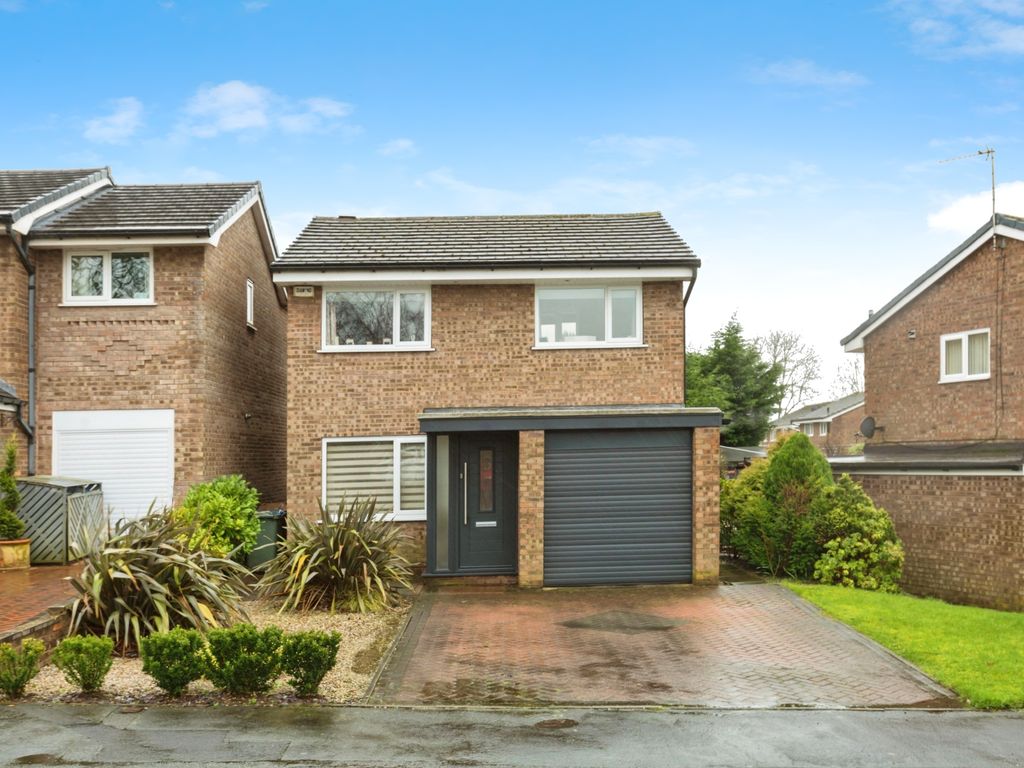 3 bed detached house for sale in Cunnery Meadow, Leyland, Lancashire