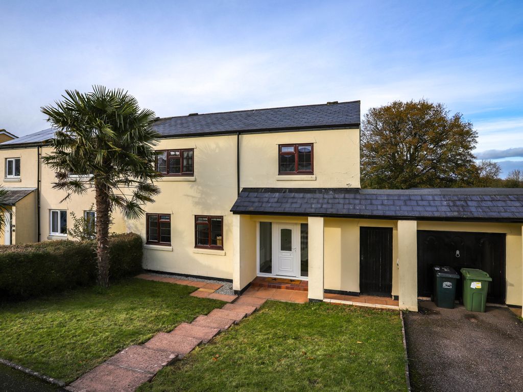 4 bed semidetached house for sale in Moorland Avenue, Denbury, Newton