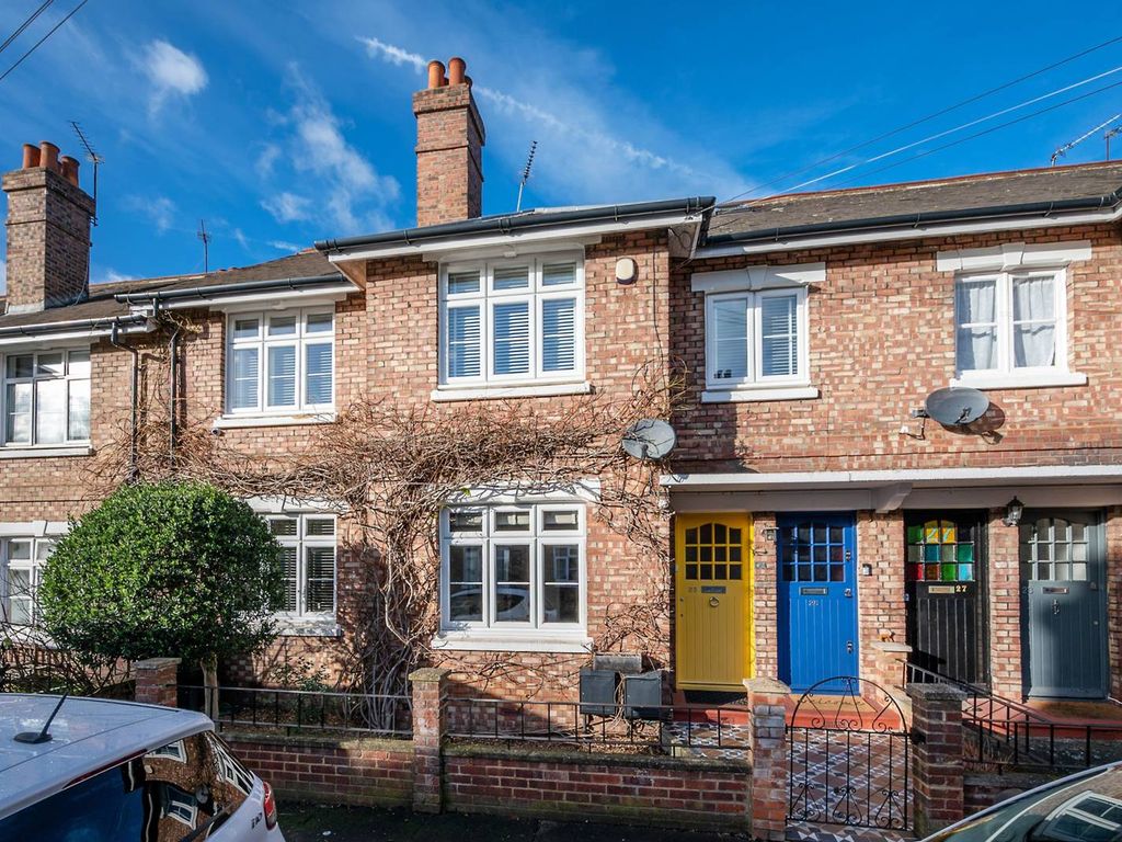 3 bed for sale in Strickland Row, Magdalen Estate, London