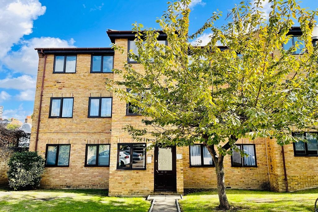 1 bed flat to rent in Rudgwick Court, 7 Woodville Street, Woolwich
