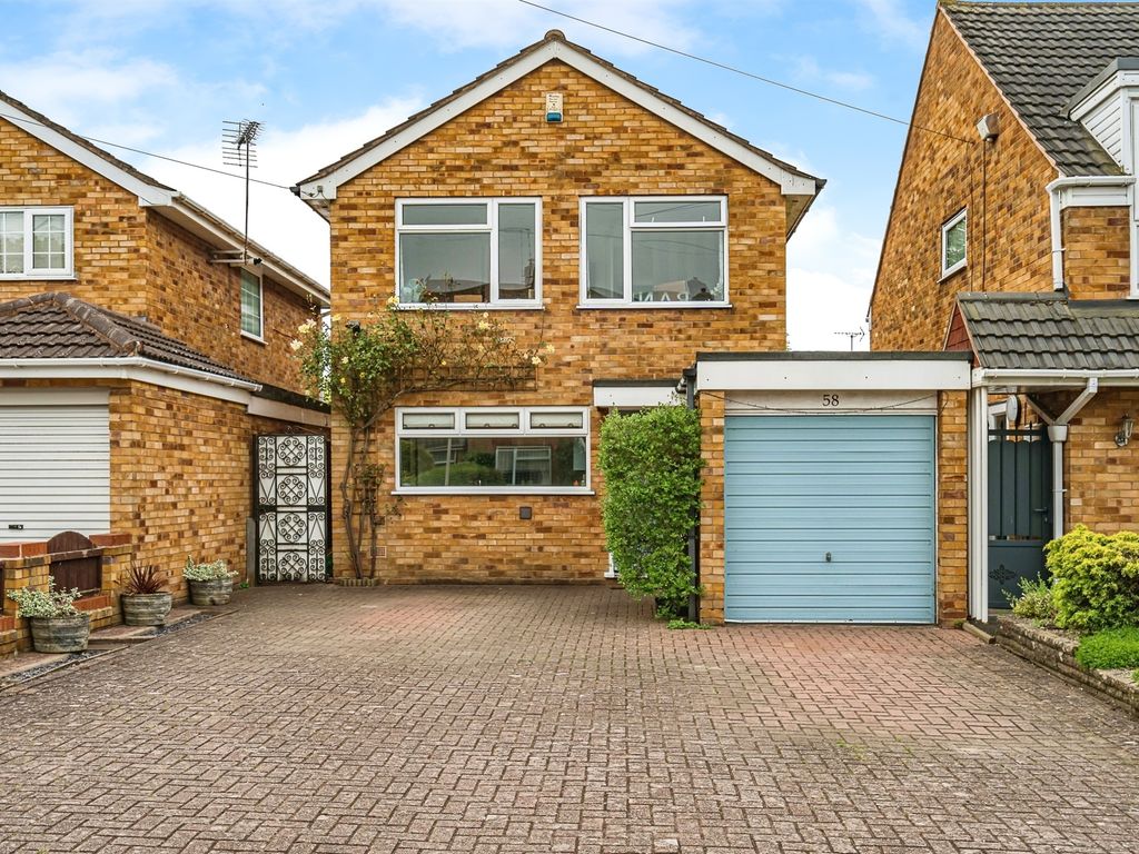 3 bed detached house for sale in Foundry Road, Wall Heath, Kingswinford