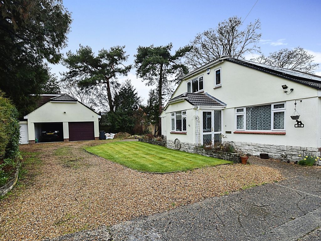 4 bed detached house for sale in Dudsbury Crescent, Ferndown BH22 Zoopla