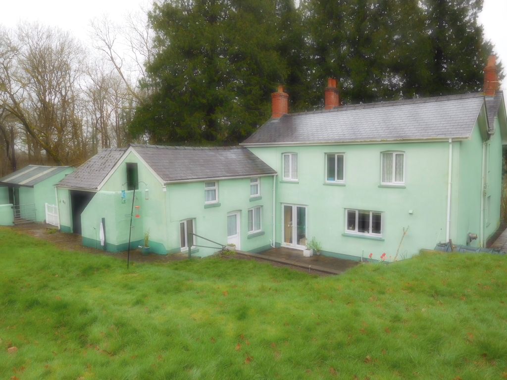 5 bed detached house for sale in Llangammarch Wells LD4, £525,000 Zoopla