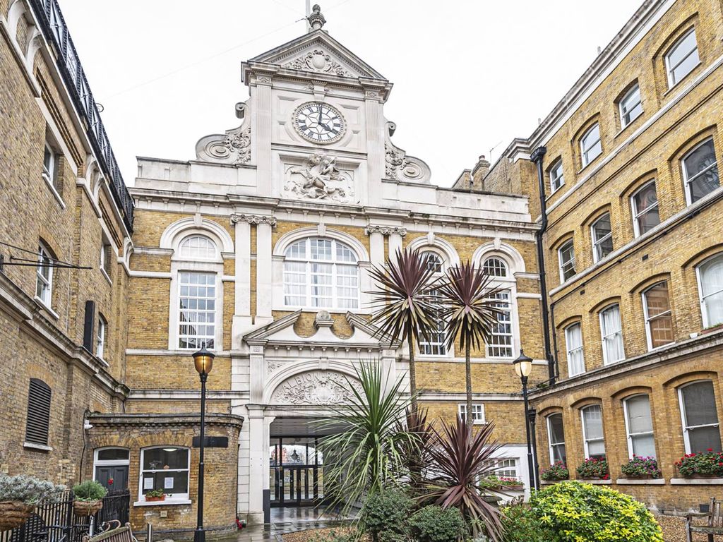 Albion Yard, Whitechapel, London E1