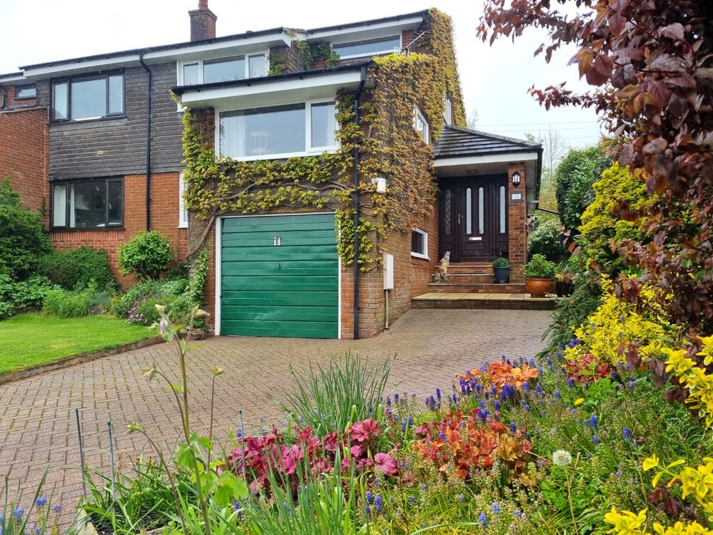 4 bed semidetached house for sale in The Brendons, Sampford Peverell
