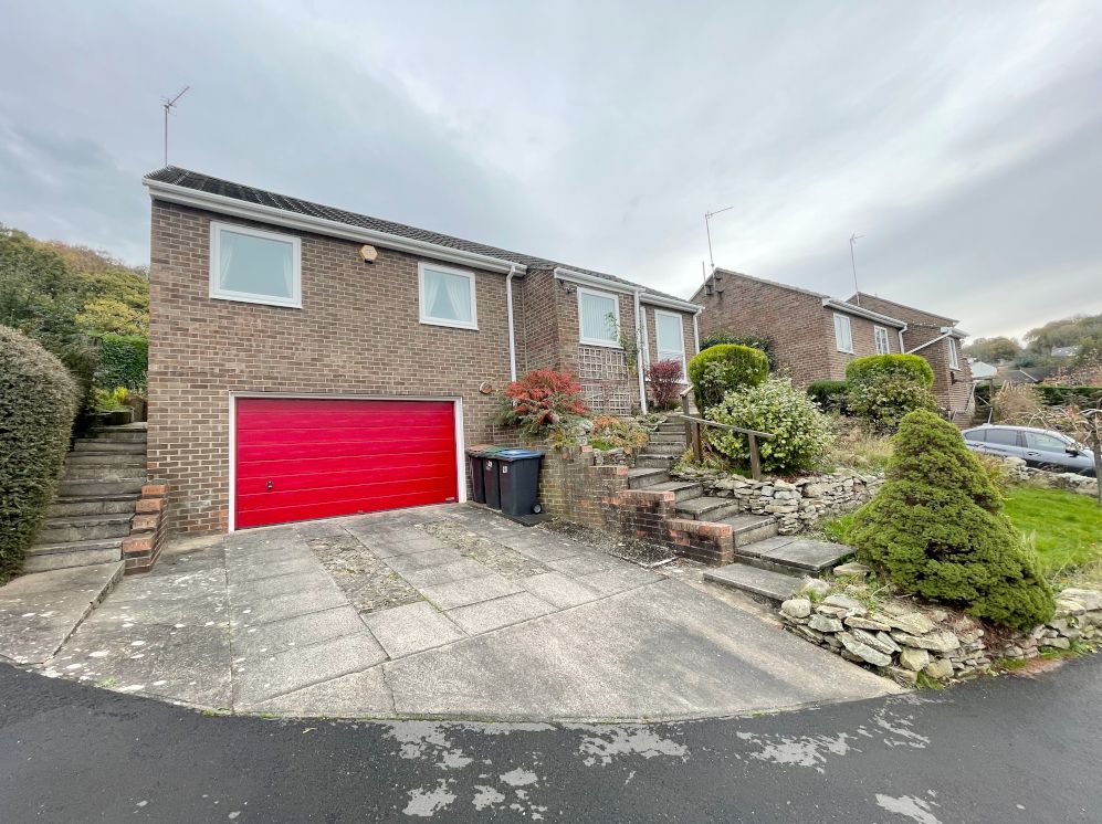 3 bed bungalow for sale in Oakfields, Burnopfield, County Durham NE16