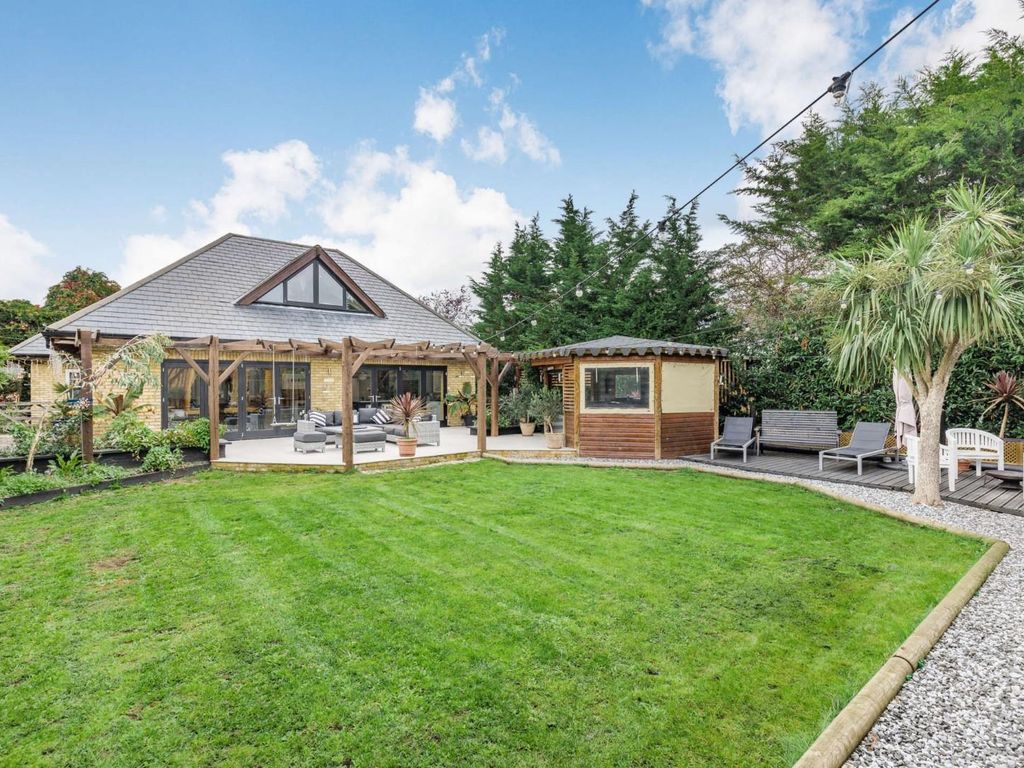 Coolgardie Road Ashford TW15  