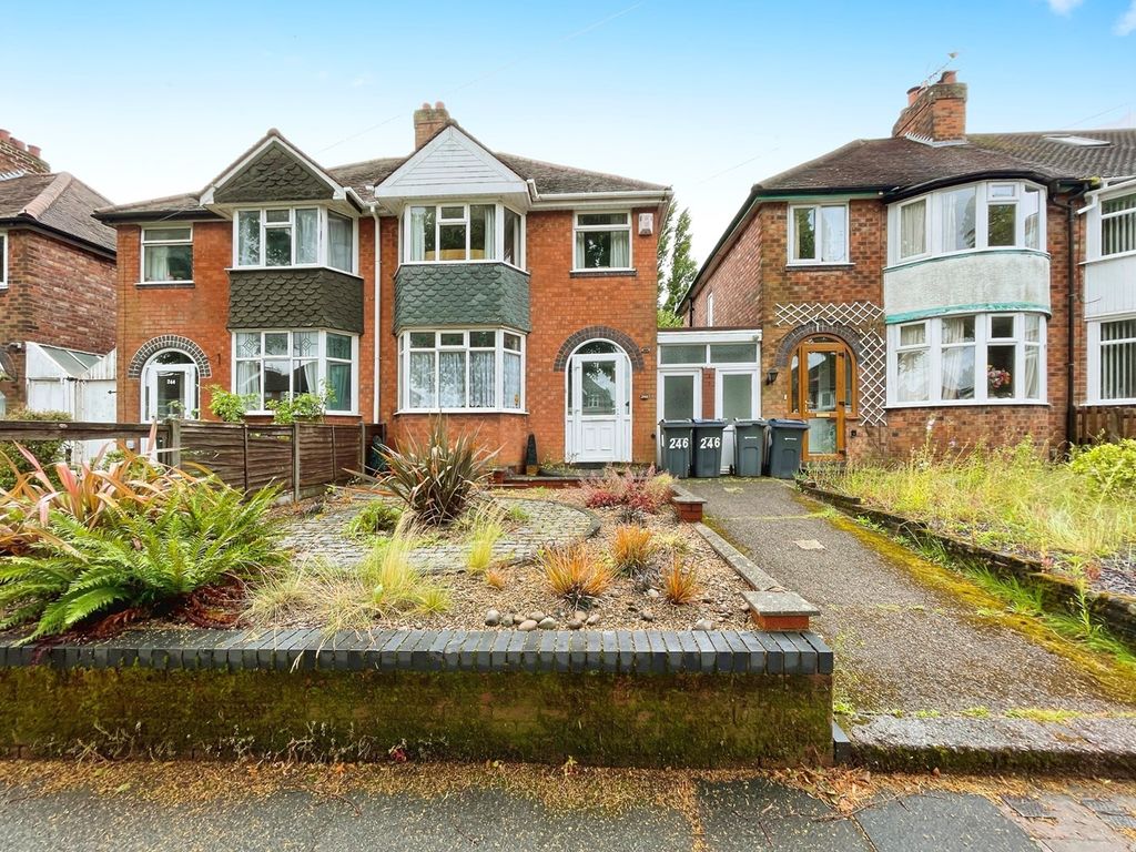3 bed semidetached house for sale in Perry Wood Road, Birmingham B42