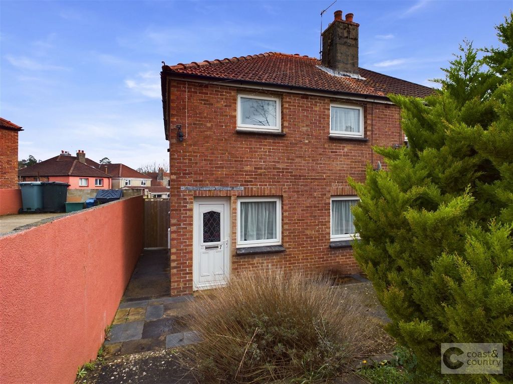 3 bed semidetached house for sale in Brownhills Road, Newton Abbot