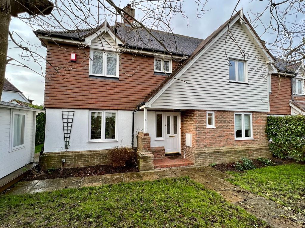 4 bed semidetached house for sale in North Street, Biddenden, Ashford
