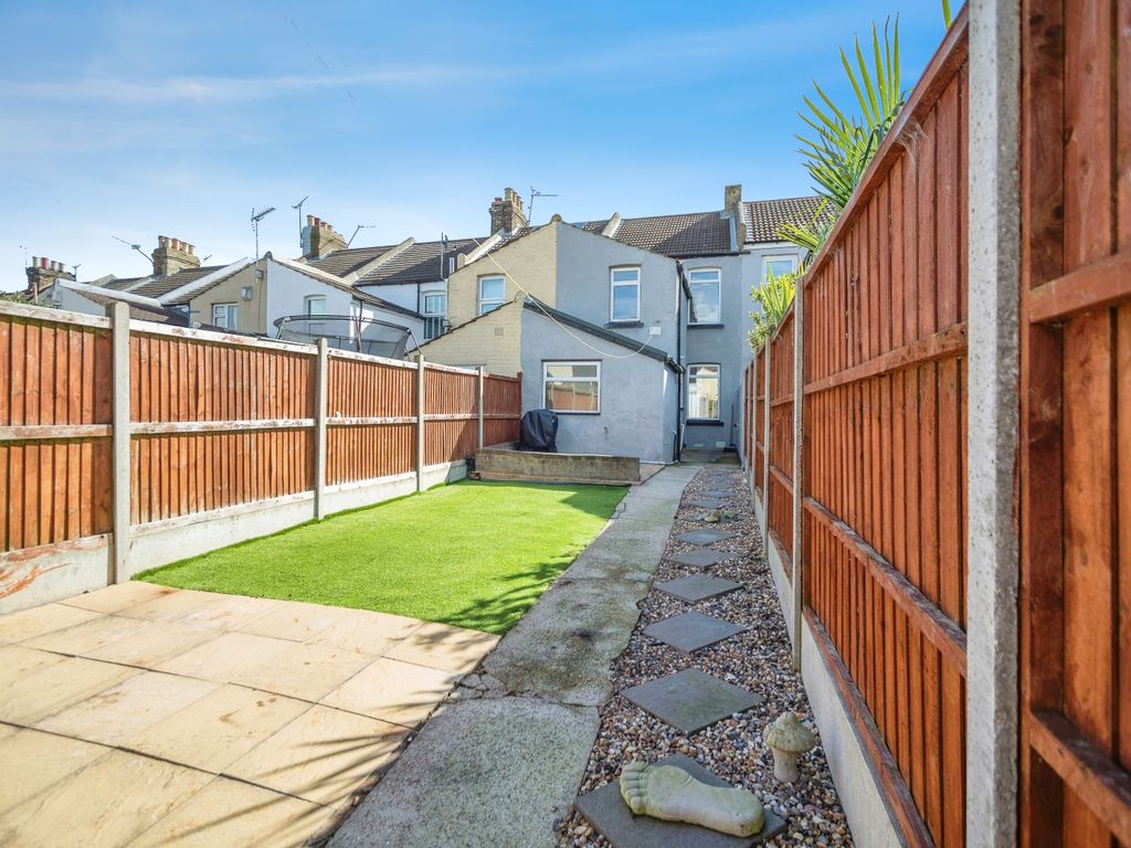 3 bed terraced house for sale in Shakespeare Road, Gillingham, Kent ME7