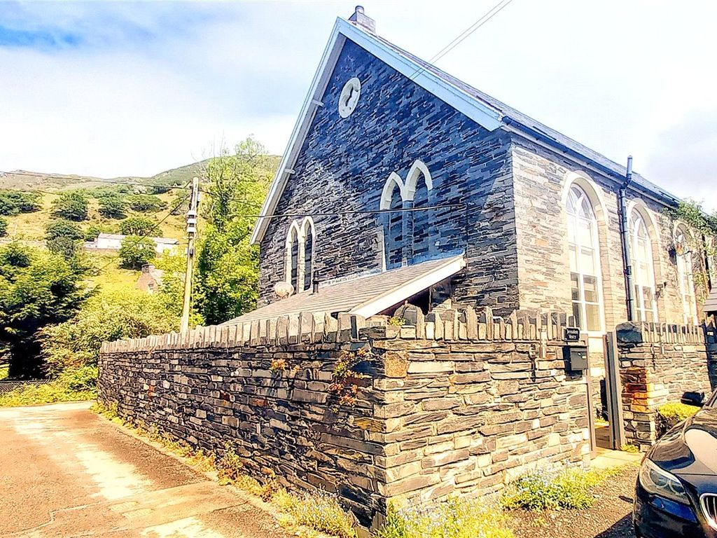 3 bed semidetached house for sale in Llanegryn Street, Abergynolwyn