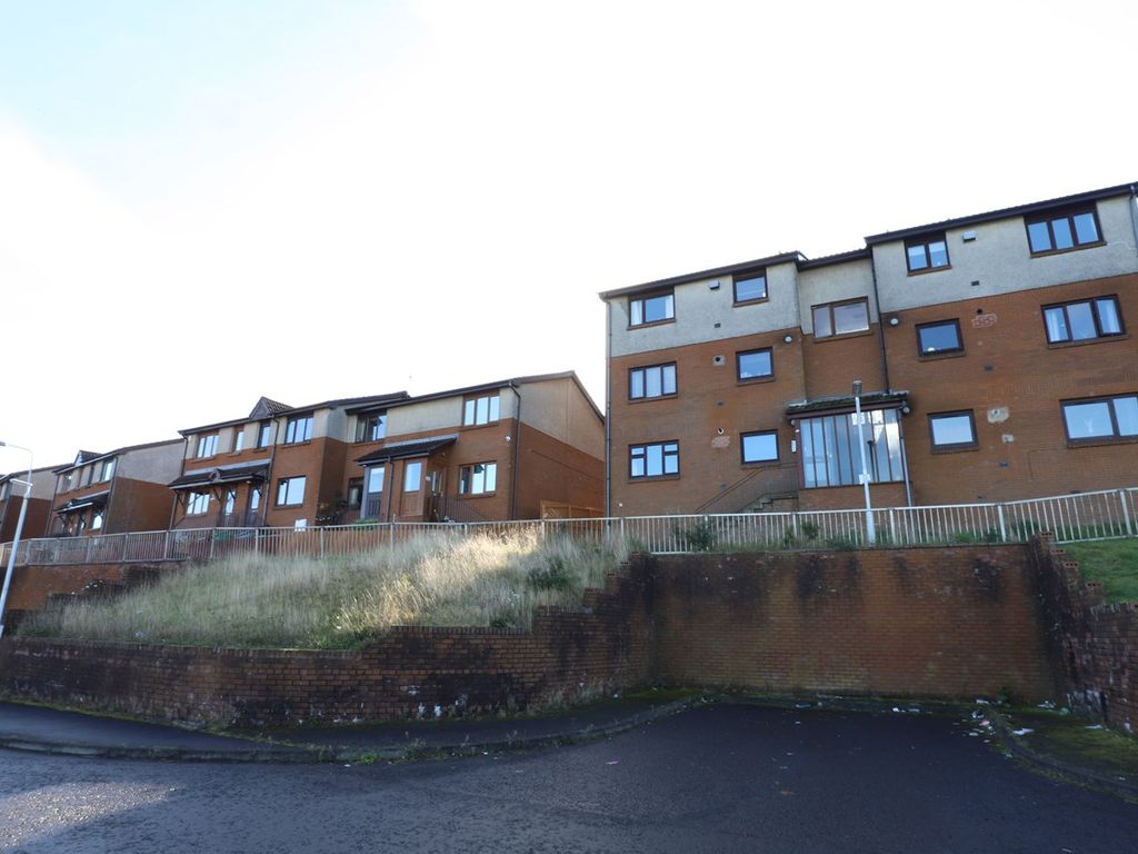2 bed flat for sale in Tulloch Court, Cowdenbeath KY4 Zoopla