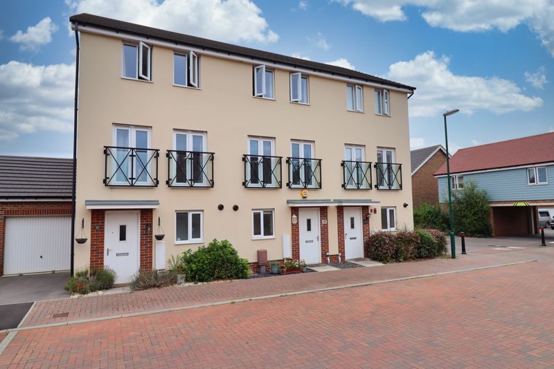 3 bed terraced house for sale in Meaden Way, Felpham PO22 Zoopla