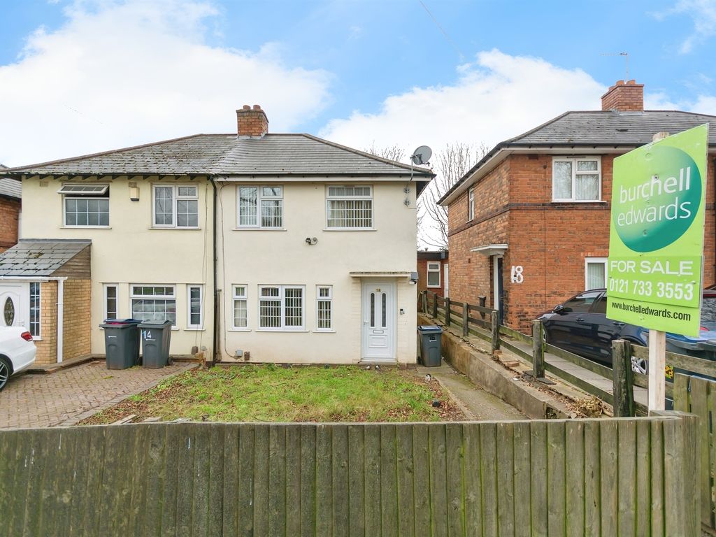 3 bed semidetached house for sale in Matlock Road, Tyseley, Birmingham