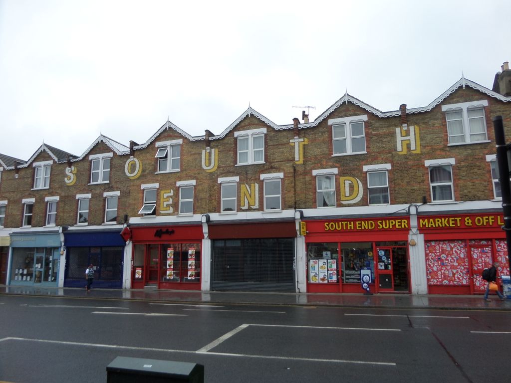 3 bed flat to rent in Ledbury Place, Croydon CR0 Zoopla