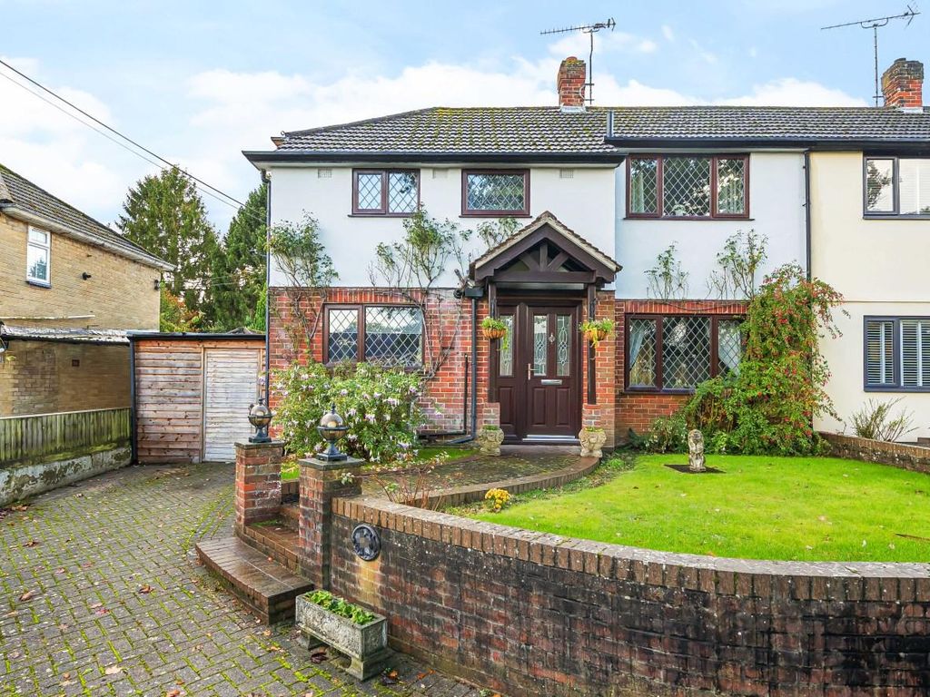 3 bed semidetached house for sale in Hursley Road, Chandler's Ford