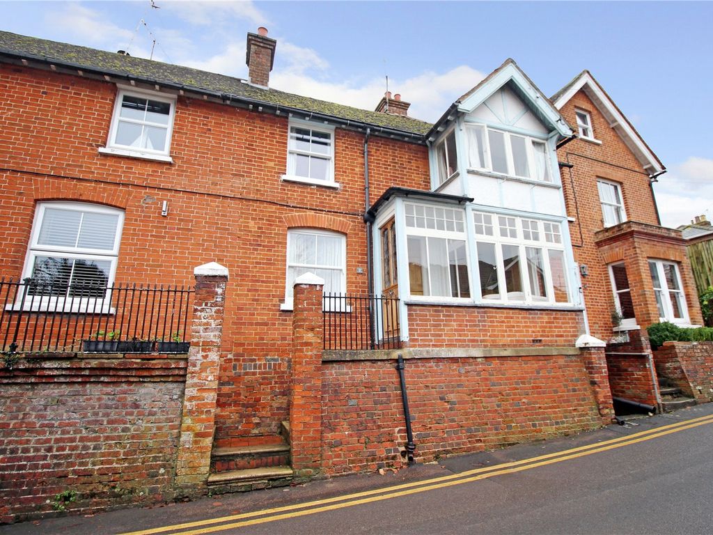 3 bed terraced house for sale in Croft Road, Hungerford, Berkshire RG17