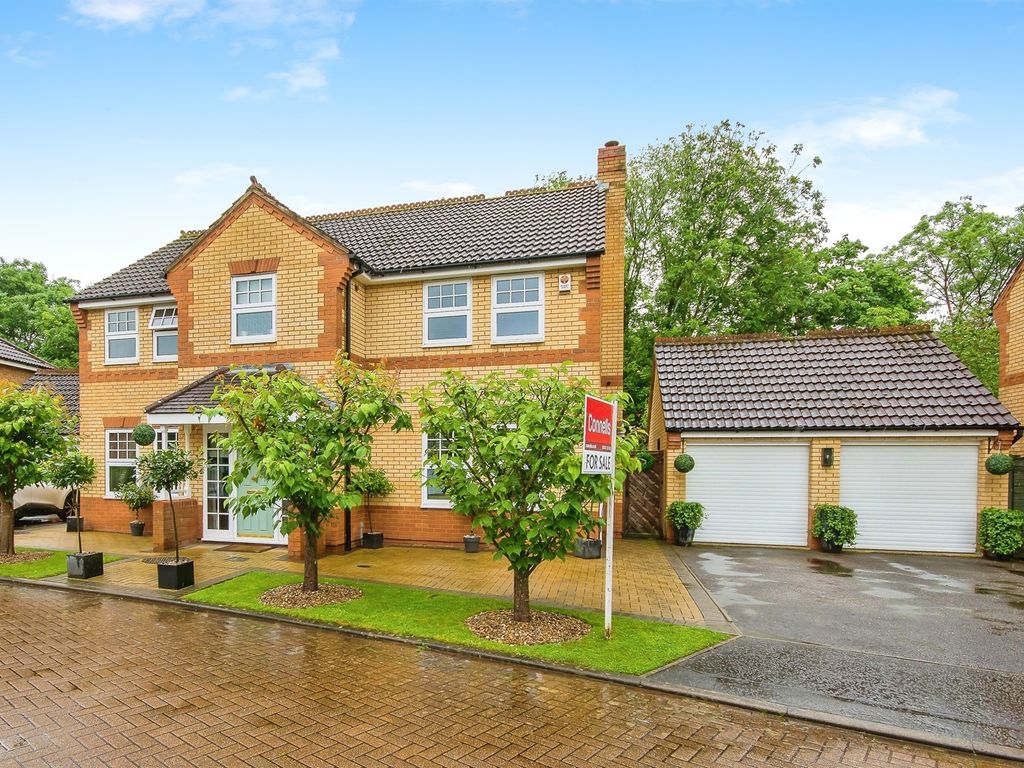 4 bed detached house for sale in Edenfield, Orton Longueville