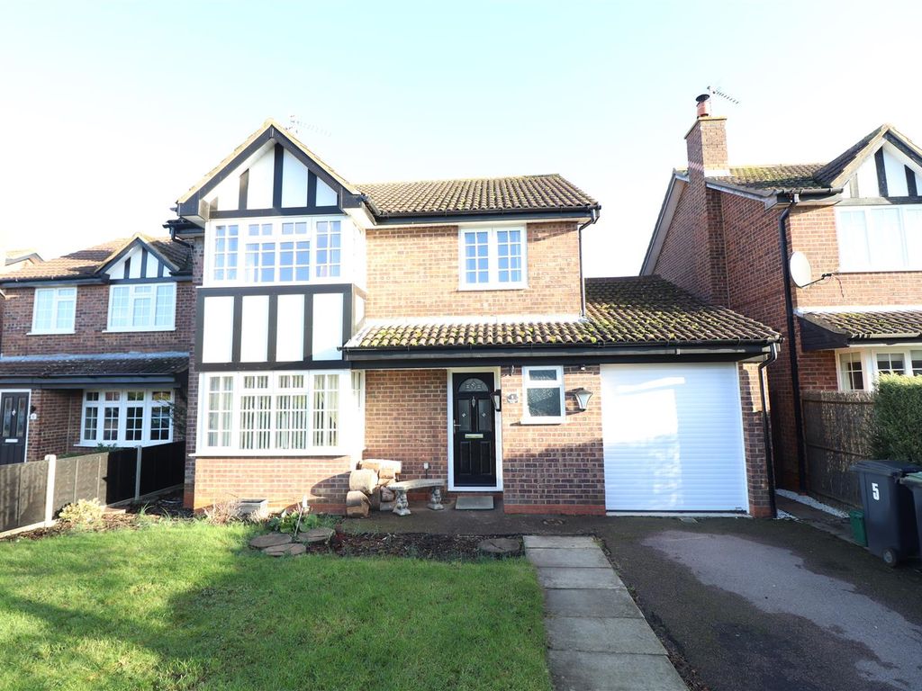 4 bed detached house for sale in Richmond Close, Rushden NN10 Zoopla