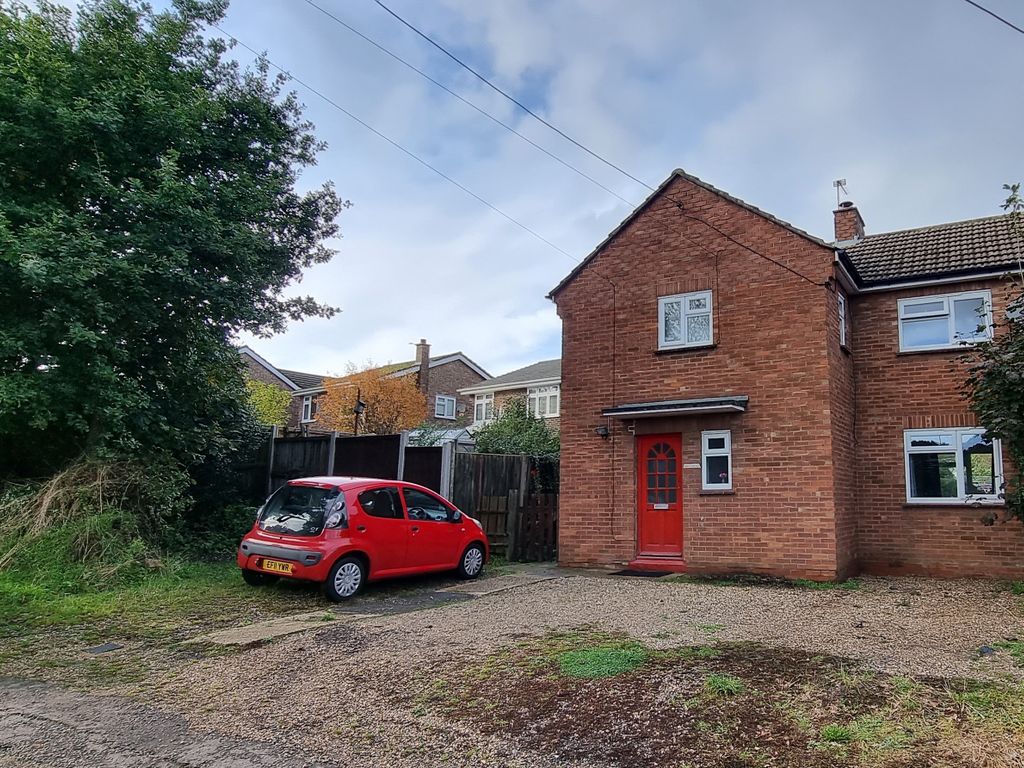 3 bed semidetached house to rent in Brick Kiln Lane, Colchester CO6, £1,100 pcm Zoopla