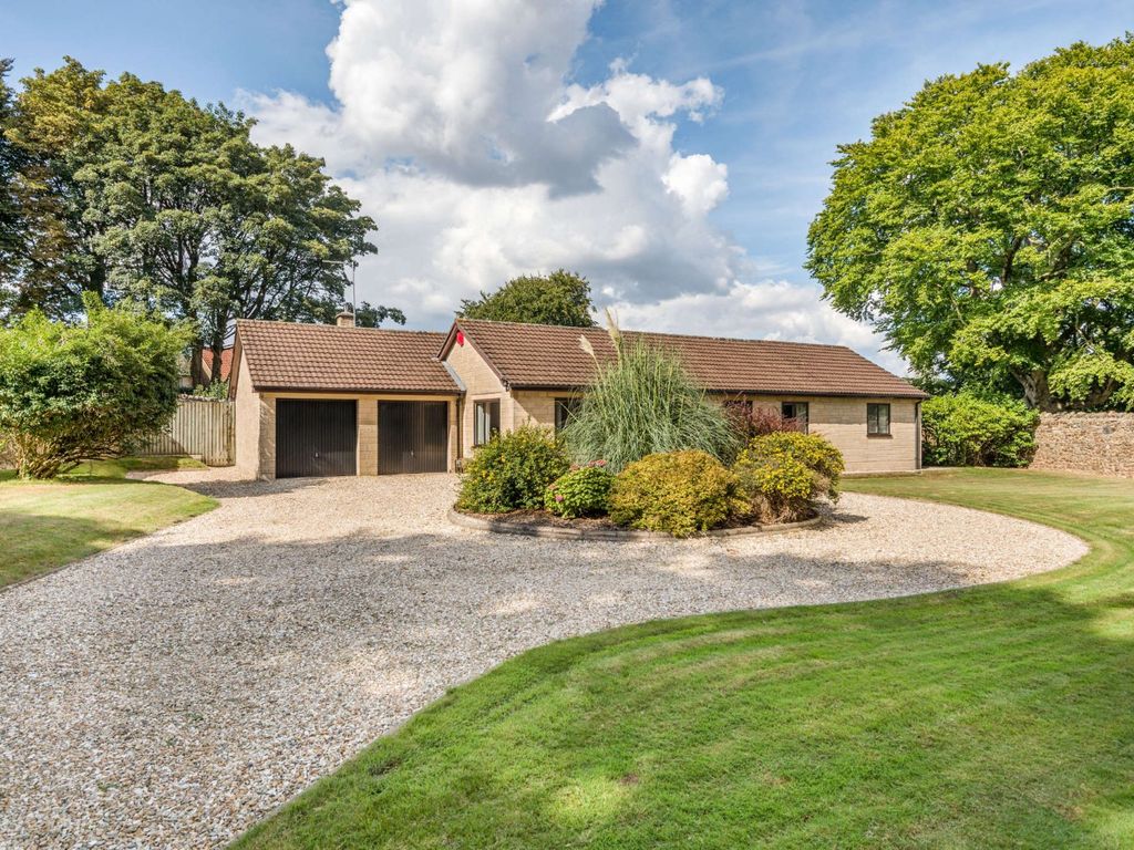 4 bed bungalow for sale in Wells Road, Radstock, Somerset