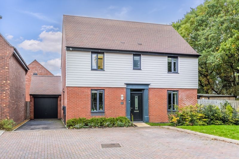 4 bed property for sale in Wooding Drive, Lawley, Telford TF3, £375,000