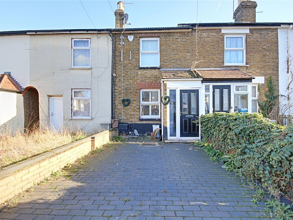 3 bed terraced house for sale in Mandeville Road, Enfield EN3, £385,000
