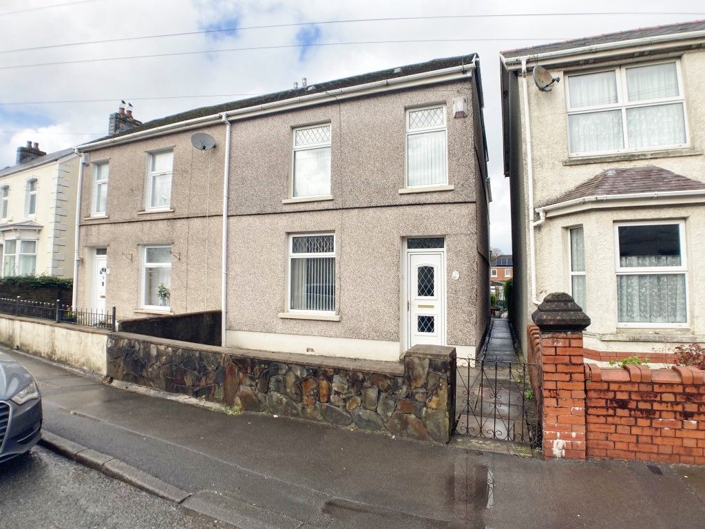 2 bed semidetached house for sale in Bolgoed Road, Pontarddulais