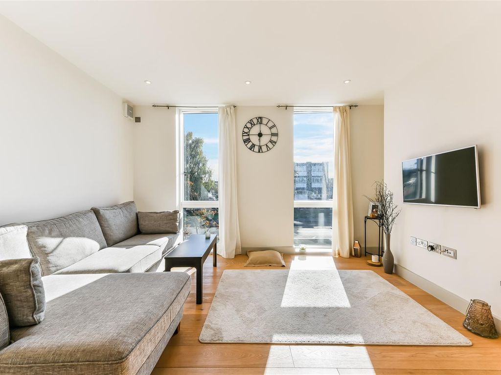 Wellsborough Mews Bushey Road Raynes Park SW20