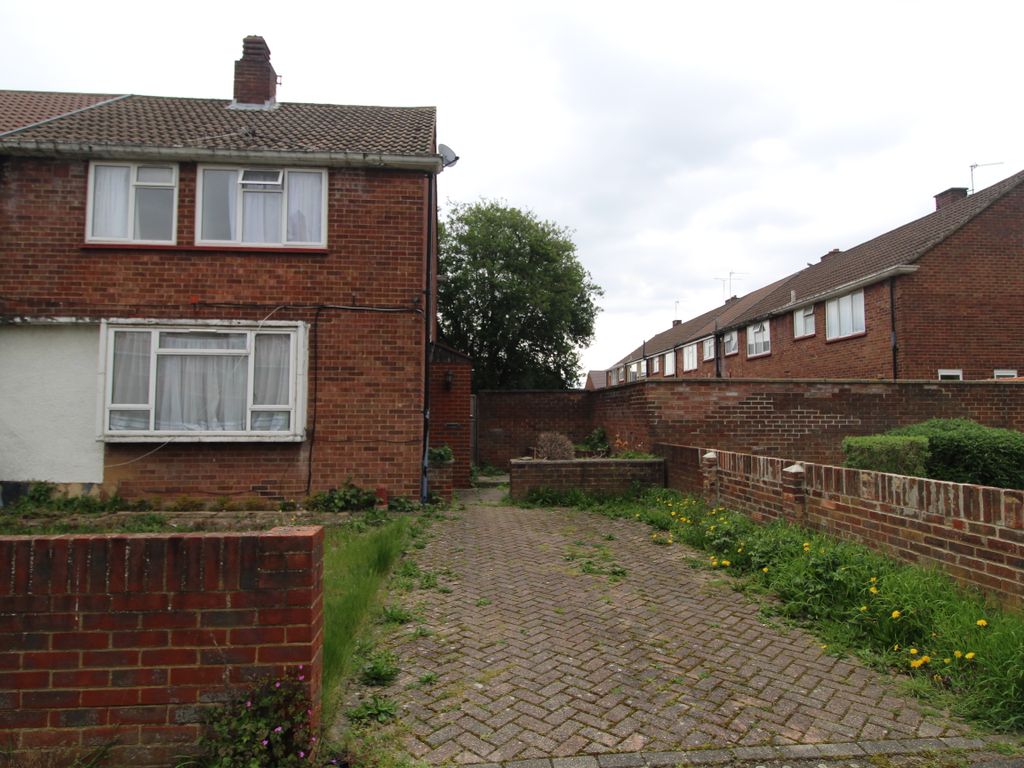 3 bed terraced house for sale in bs Road, Hayes UB4 Zoopla