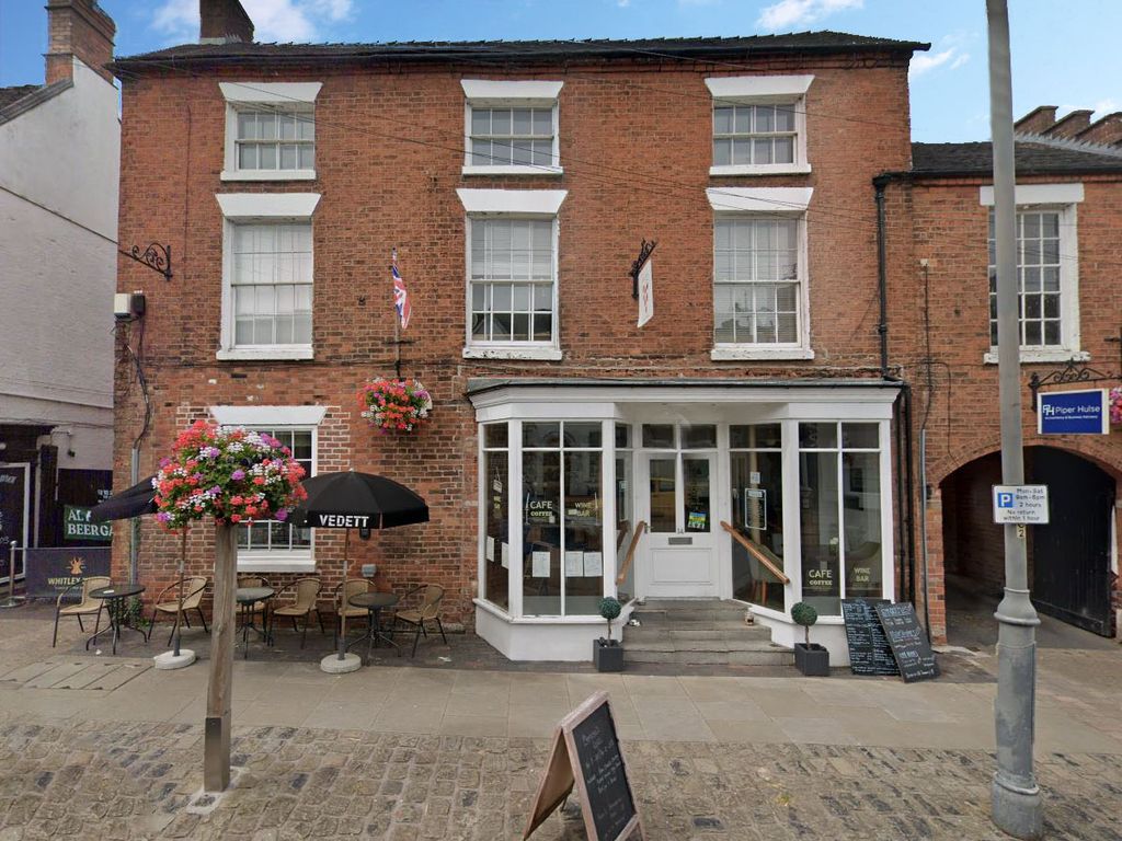 14 High Street, Eccleshall, Stafford ST21  