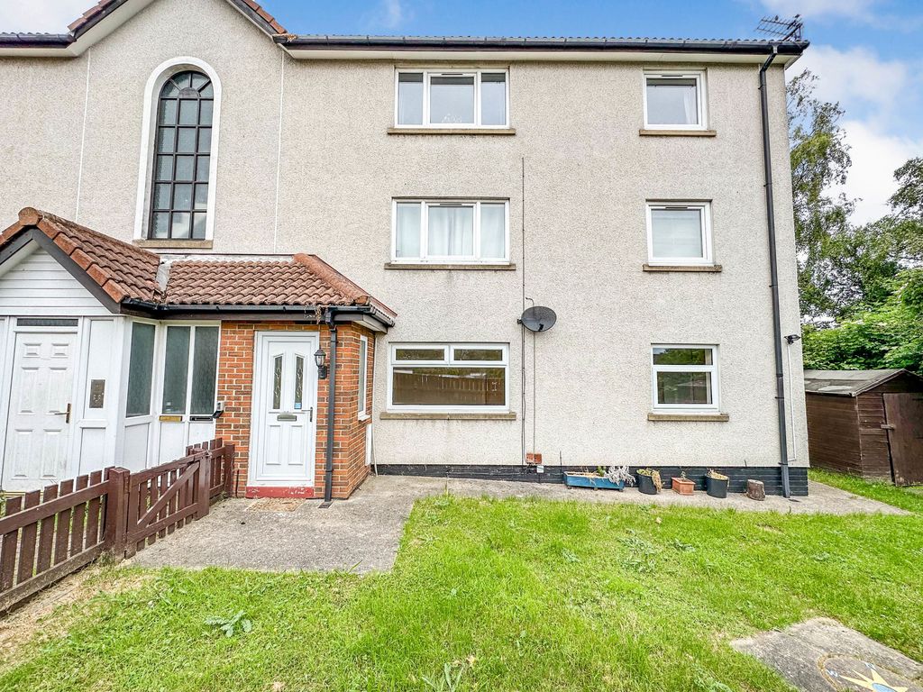 2 bed flat to rent in Portland Close, Wallsend NE28 Zoopla