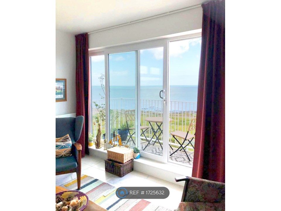 2 bed flat to rent in Cliftonville Court, 06102 CT9 Zoopla