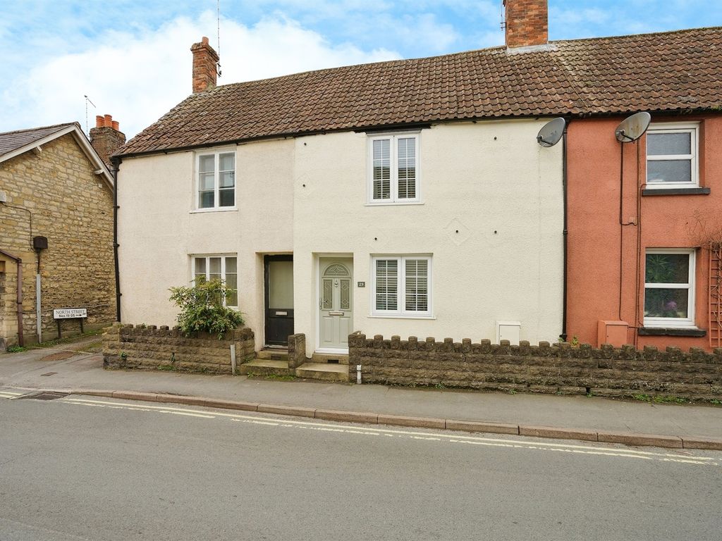 3 bed terraced house for sale in North Street, Calne SN11, £270,000