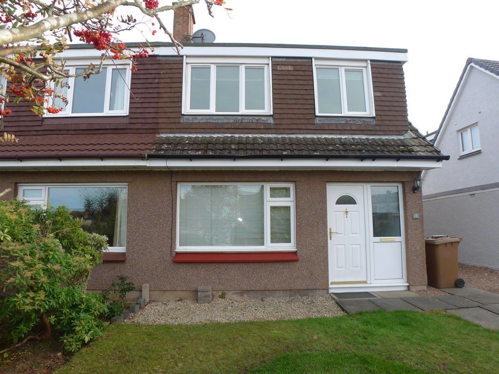 3 bed detached house to rent in 15 Letham Place, St Andrews KY16, £