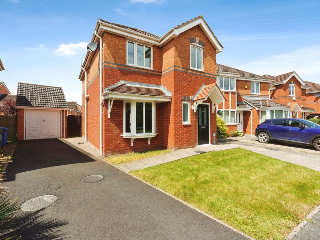 3 bed detached house for sale in Goodwood Drive, Stockport SK3, £